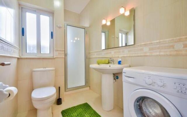 Gzira Penthouse