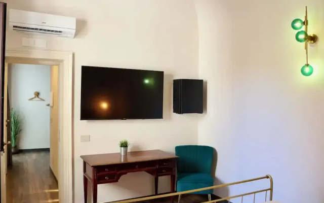 Holiday Lux Boutique Room