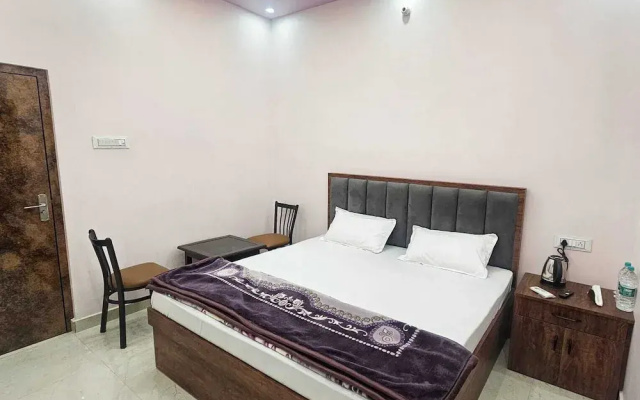 Ojas Royale - Banquet and Hotel
