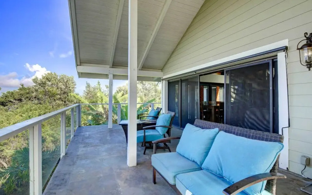 Kailua-kona House w/ Balcony & Ocean Views!