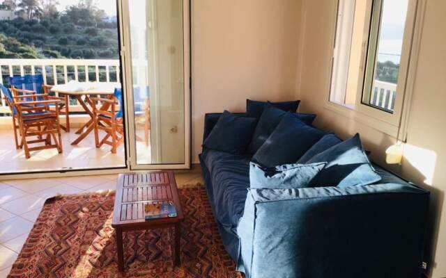 Plaka Sea View Apartment