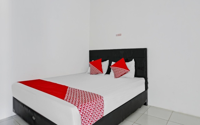Super OYO 90550 Good Sleep 3 Samarinda – Guest Rooms – Samarinda