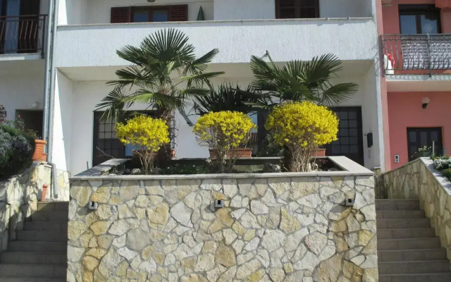 Studio Apartments Romina