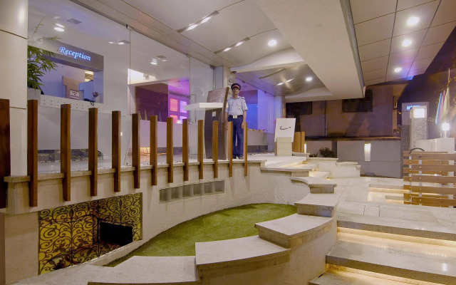 Hotel Planet Residency