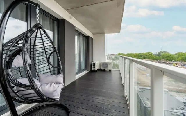 Białowieska Apartment Wrocław by Renters