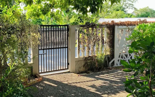 The Melatonin Hostel