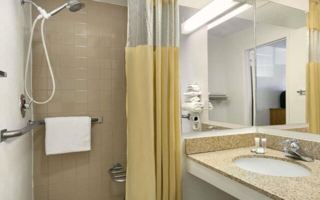 Econo Lodge Phoenix North I-17