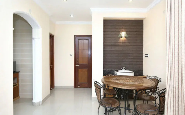 OYO 11905 Home Royal View Sec 6