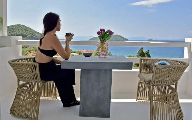 Natura Luxury Villas