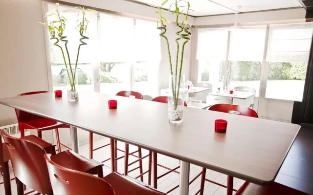 Hotel Campanile Nîmes Sud - Caissargues