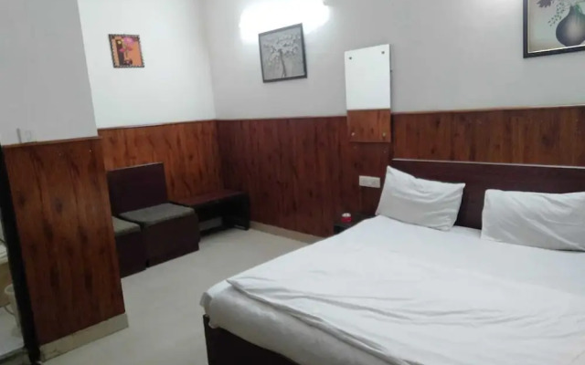 Hotel Sai by OYO Rooms