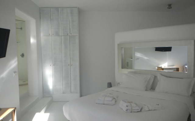 Rocabella Santorini Hotel & SPA
