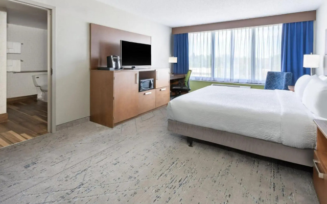 Holiday Inn Express & Suites Ft. Washington - Philadelphia by IHG