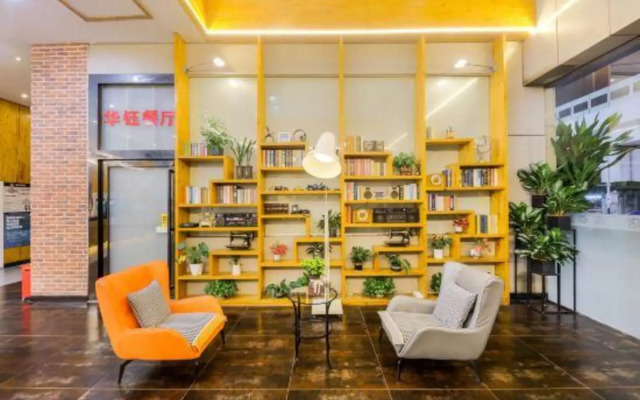Tongtai Hotel (Longhua Subway Station Branch, Shenzhen North Station)