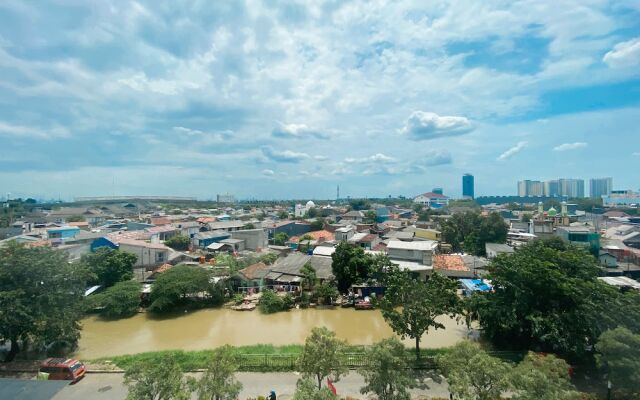 Simply Look Studio Room At Patraland Urbano Apartment