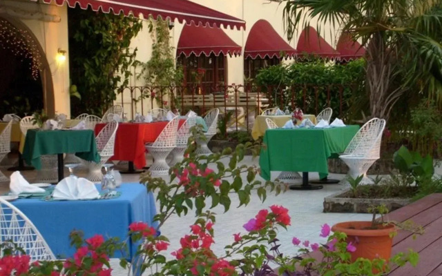 Charela Inn Hotel