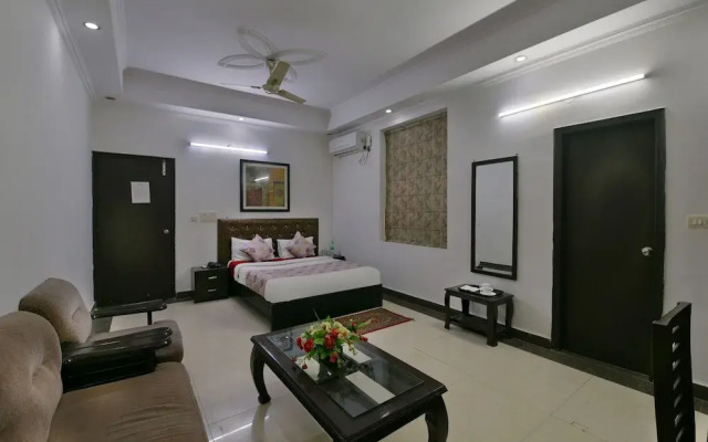 Diamond Stays By OYO Rooms