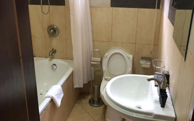 Eterno Hotels Limited