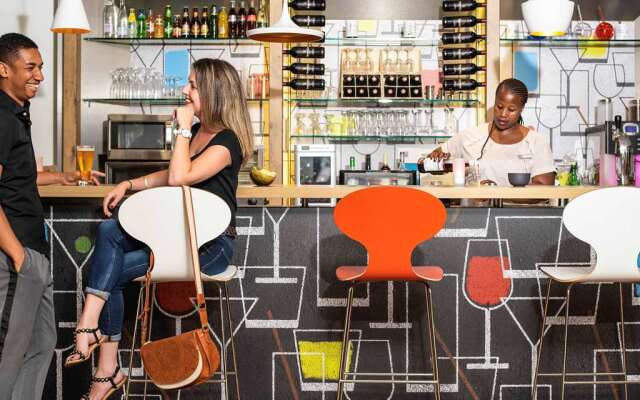 ibis Créteil