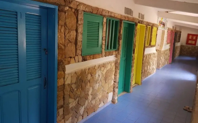 Hotel Mimosa - Hostel