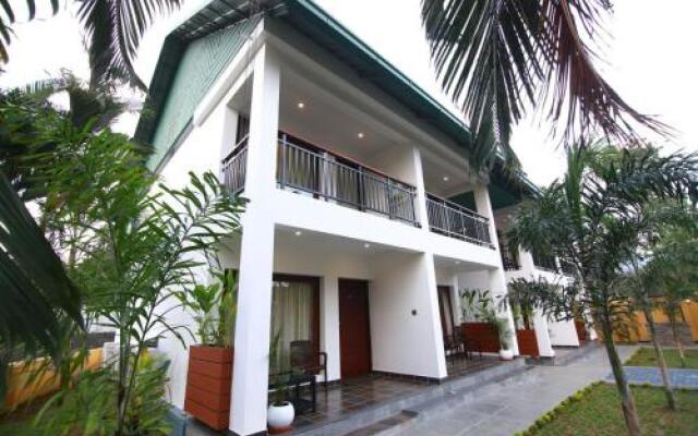 GEH Silver Storm Resort Athirappilly
