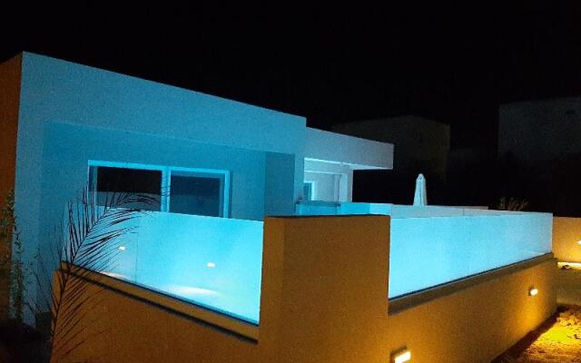 Sarpidon Suites