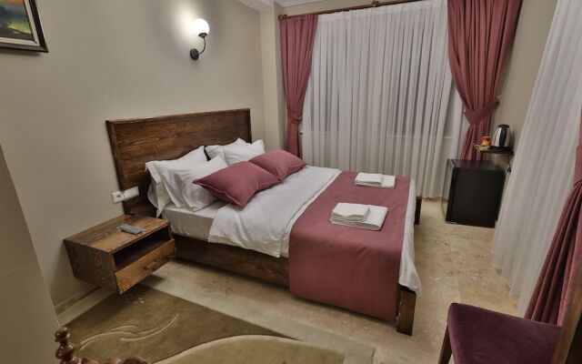 Yellow Stone Suites