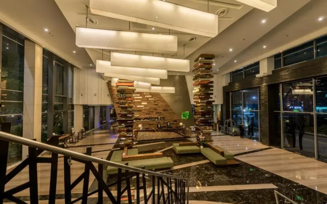 Holiday Inn Cikarang Jababeka by IHG