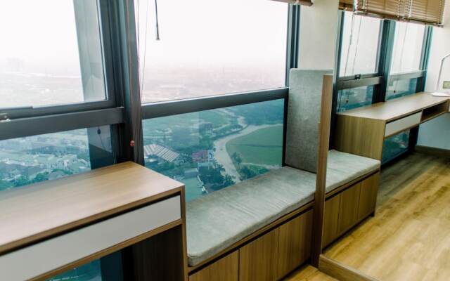 Elegant And Nice 1Br At The Smith Alam Sutera Apartment