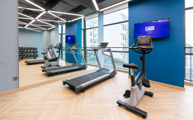 Holiday Inn Express Shanghai Pudong Airport
