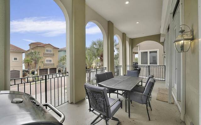Villa Playa by Five Star Properties