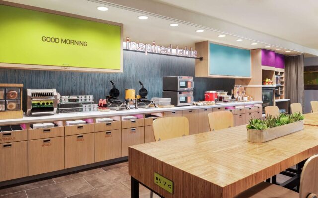 Home2 Suites by Hilton Overland Park