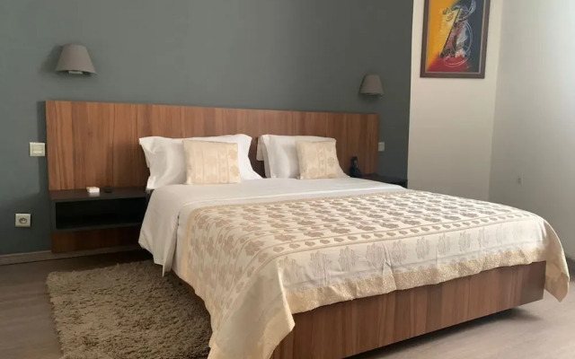 Hotel Nina