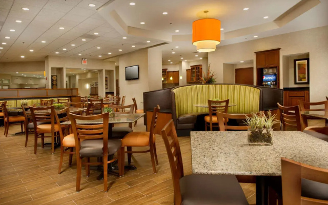 Drury Plaza Hotel Valdosta