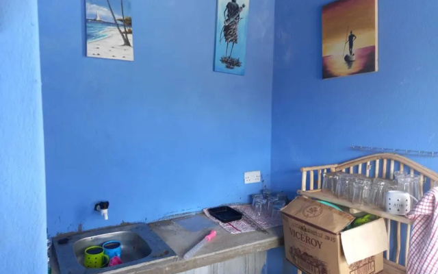Luxurious 4-bedroom House With Private Pool in Kikambala