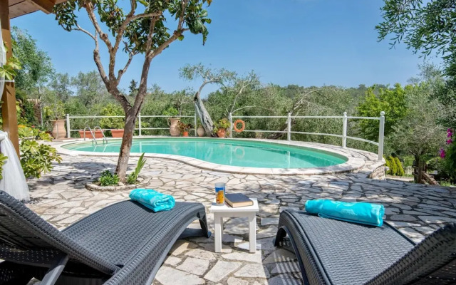 Georgina House in Velianitatika