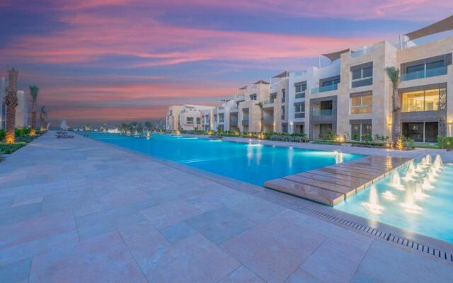 Mangroovy 2 Bedroom Sea View Apartment, Pool & Beach