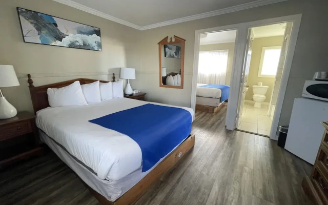 Omeo Suites Glass Beach