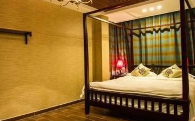 Sanya Have This Fellow Villager Mountain inn