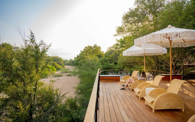Thornybush Game Lodge
