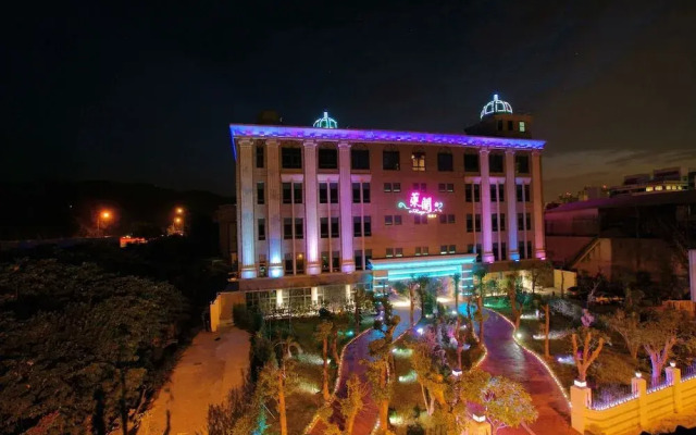 hotelImage