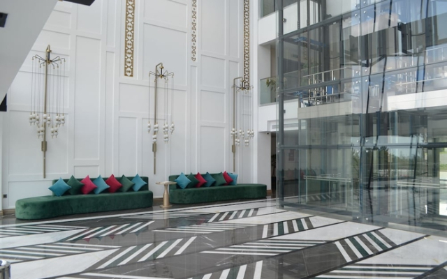 Arena Grand Hotel