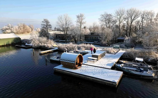 Waterlodge Reidhintsje