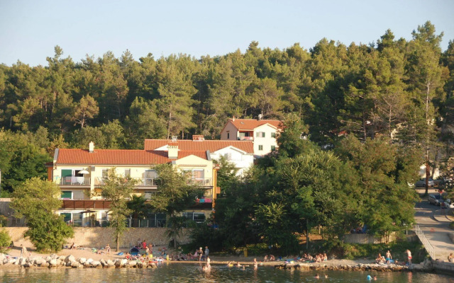 Soline Bay Seashore Residence