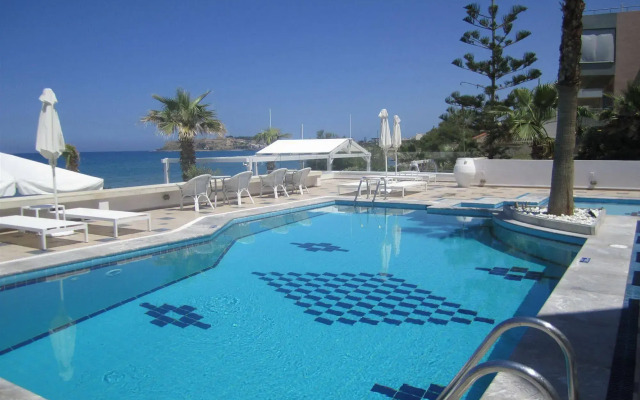 Petradi Beach Lounge Hotel