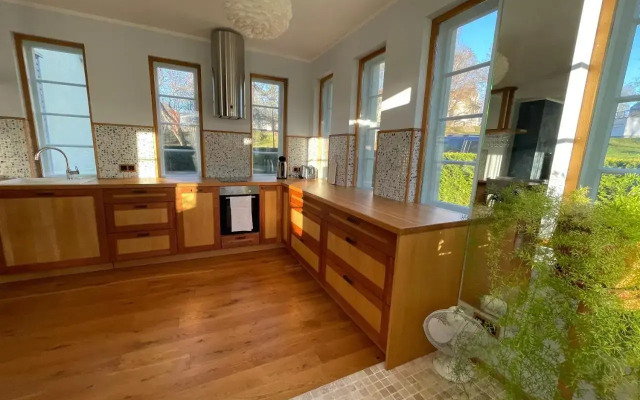"Winter" Apartment