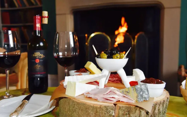 Newburgh House Bed & Breakfast