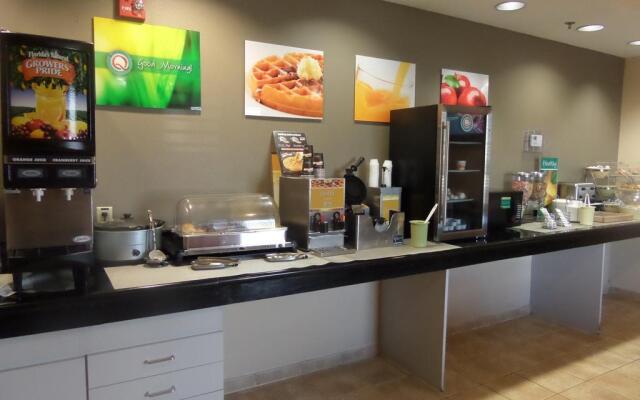 Quality Inn & Suites Lake Charles South