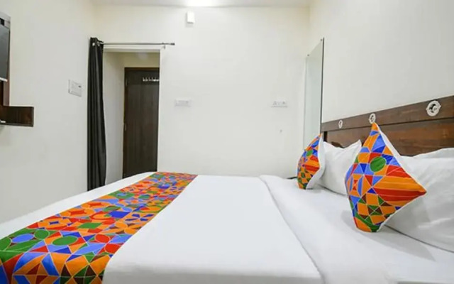 Fabhotel Dr Greens