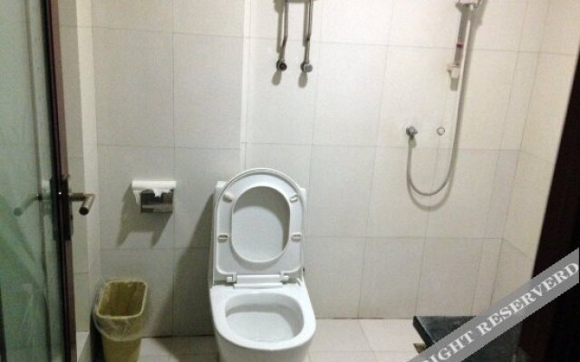 15 She Hotel (Singshui Bus Station Store)
